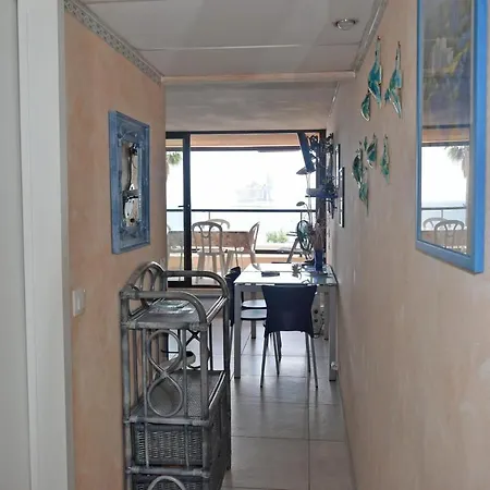 Terrasses De La Mer Apartment